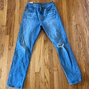 LEVIS High Waisted Blue Denim Jeans 501’s w/ small rips in the knee